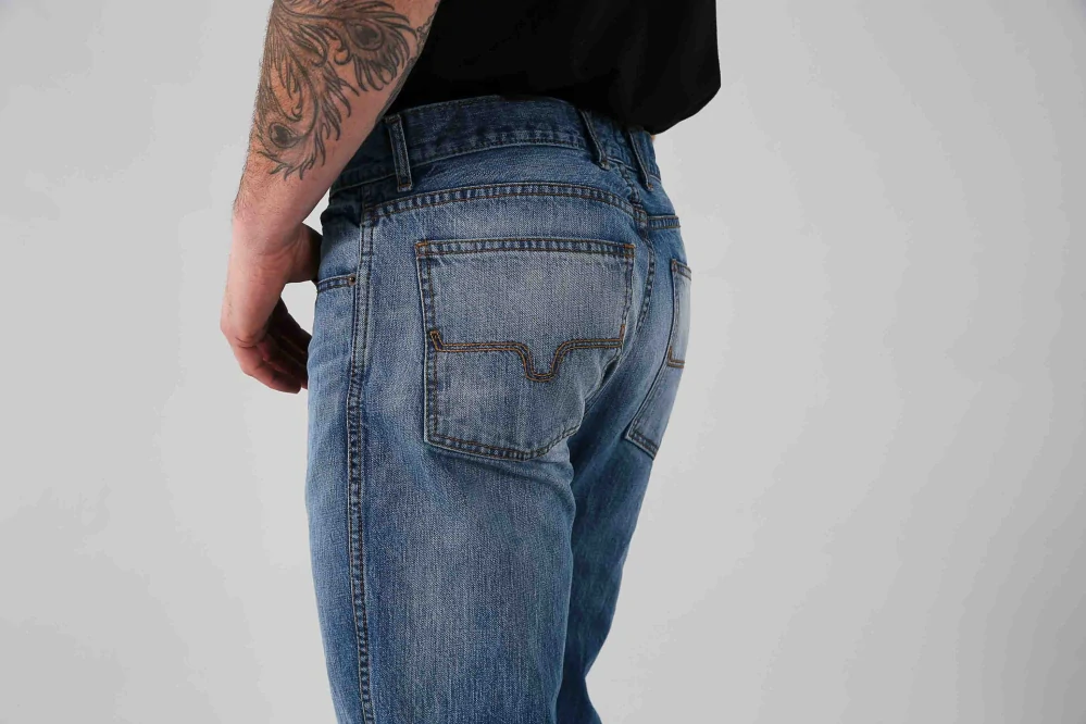 Kimes Ranch - Barney jeans light wash